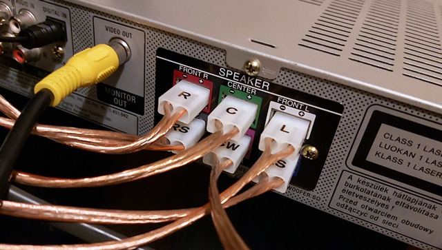Speaker connectors made from Tamiya power connectors