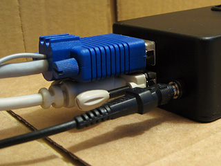Tightly packed VGA cables